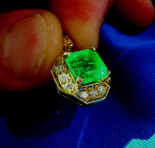 Load image into Gallery viewer, 3.04 carat Earth mined Emerald and Diamond Pendant Deco Halo Design 14k Gold Hand Crafted setting