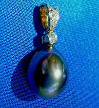 Load image into Gallery viewer, South Sea Pearl Pendant Natural Diamond 14k White Gold Charm