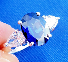 Load image into Gallery viewer, 2.70 carat Earth mined Sapphire and Diamond Deco Engagement Ring Platinum Solitaire size 5.5