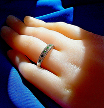 Load image into Gallery viewer, Diamond Emerald Art Deco Wedding Band 14K White Gold Filigree Design Anniversary Ring size 7