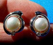 Load image into Gallery viewer, Elegant Pearl Diamond European Earrings Unique Design Deco Syle Button Studs