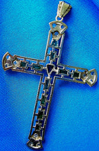 Load image into Gallery viewer, Earth mined Emerald and Rose cut Diamond Antique Cross Vintage Deco Pendant 14k White Gold