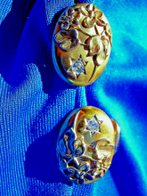 Load image into Gallery viewer, Earth mined Cushion cut Diamond Antique Deco Cuff links 10k Gold Art Nouveau Design