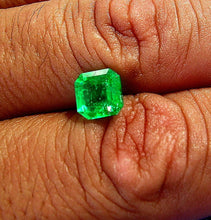 Load image into Gallery viewer, 3.04 carat Earth mined Emerald and Diamond Pendant Deco Halo Design 14k Gold Hand Crafted setting