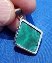 Load image into Gallery viewer, Bezel set Fine Green Malachite Pendant Elegant Geometric Deco Design 14k Charm