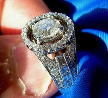 Load image into Gallery viewer, 3.50 carat Earth mined Diamond Engagement Ring Vintage Halo Design Solitaire 18k White Gold