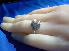Load image into Gallery viewer, Elegant Earth mined 1.60 carat Diamond Art Deco Engagement Ring Antique Platinum Solitaire size 6.5