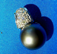 Load image into Gallery viewer, Genuine Diamond Black South Sea Pearl Pendant 14k Gold Deco Designer Charm