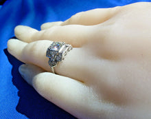 Load image into Gallery viewer, Elegant Earth mined 1.60 carat Diamond Art Deco Engagement Ring Antique Platinum Solitaire size 6.5