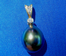 Load image into Gallery viewer, South Sea Pearl Pendant Natural Diamond 14k White Gold Charm