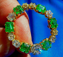Load image into Gallery viewer, 10.2 carat Genuine Earth mined Cushion cut Diamond and Emerald Circle Deco Brooch Antique 18k Gold setting