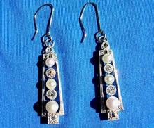 Load image into Gallery viewer, 1.25 carat Earth Mined European cut Diamond Art Deco Earrings Antique Platinum Dangles