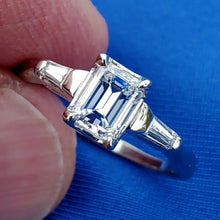 Load image into Gallery viewer, 1 carat Earth mined Diamond Emerald Cut Deco Engagement Ring Vintage Natural Solitaire
