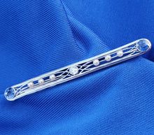 Load image into Gallery viewer, Earth mined Sapphire Pearl Diamond Antique art Deco Brooch Victorian Platinum Filligree