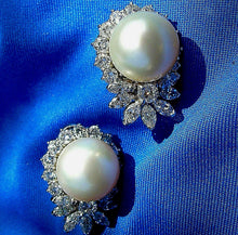 Load image into Gallery viewer, 4.5 carat Earth mined Diamond Earrings Royal Design Art Deco Pearl Ear Pendants 14k Gold