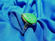 Load image into Gallery viewer, Earth mined Jade Deco Engagement Ring Antique Solid 14k Gold Solitaire