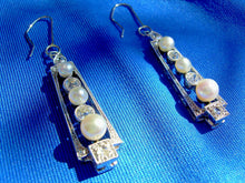 Load image into Gallery viewer, 1.25 carat Earth Mined European cut Diamond Art Deco Earrings Antique Platinum Dangles