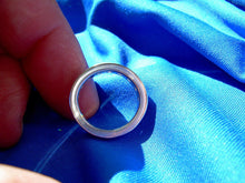 Load image into Gallery viewer, 1.40 carat Earth mined Fine Diamond Deco Wedding Band Platinum Anniversary Ring Size 5.25