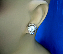 Load image into Gallery viewer, Elegant Pearl Diamond European Earrings Unique Design Deco Syle Button Studs