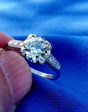 Load image into Gallery viewer, 2 caral Earth mined European cut Diamond Art Deco Engagement Ring Antique Platinum Solitaire
