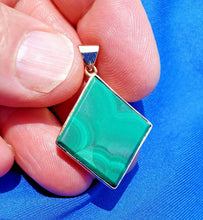 Load image into Gallery viewer, Bezel set Fine Green Malachite Pendant Elegant Geometric Deco Design 14k Charm