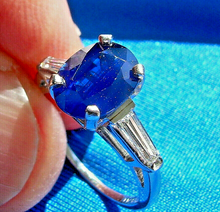 Load image into Gallery viewer, 3 Carat Earth mined Sapphire and Diamond Deco Engagement Ring Vintage Design Platinum Solitaire