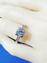 Load image into Gallery viewer, 2 caral Earth mined European cut Diamond Art Deco Engagement Ring Antique Platinum Solitaire