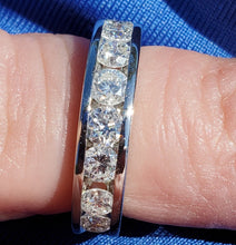 Load image into Gallery viewer, 1.40 carat Earth mined Fine Diamond Deco Wedding Band Platinum Anniversary Ring Size 5.25