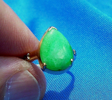 Load image into Gallery viewer, Earth mined Green Jade Deco Engagement Ring Antique Solid 14k Gold Solitaire size 6