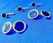 Load image into Gallery viewer, Elegant Vintage Art Deco Platinum Rim Onyx Cuff Links 14k Gold Unique Design Buttons set
