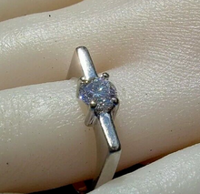Load image into Gallery viewer, Earth mined Diamond Engagement Ring Elegant Unique Design Solitaire 14k White Gold