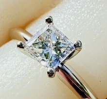 Load image into Gallery viewer, CERTIFIED 0.75 Diamond Princess cut Soiltaire Engagement Ring size 6.5