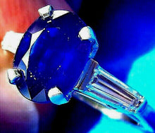 Load image into Gallery viewer, 3 Carat Earth mined Sapphire and Diamond Deco Engagement Ring Vintage Design Platinum Solitaire