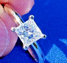 Load image into Gallery viewer, CERTIFIED 0.75 Diamond Princess cut Soiltaire Engagement Ring size 6.5