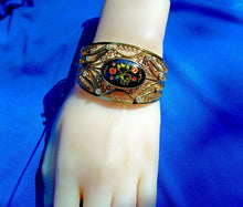 Load image into Gallery viewer, Elegant Earth mine Diamond Art Deco European Bracelet Cuff Filigree Bangle 14k Gold