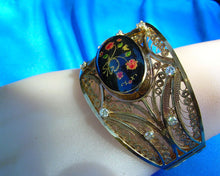 Load image into Gallery viewer, Elegant Earth mine Diamond Art Deco European Bracelet Cuff Filigree Bangle 14k Gold