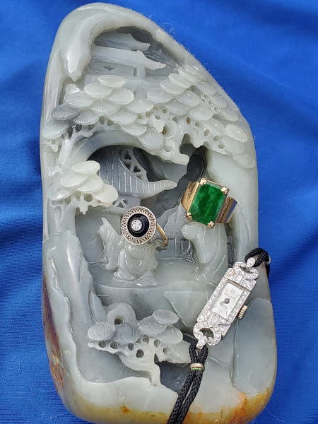 Learn how to spot real Art Deco jewelry with 5 simple tips — no technical terms, just honest advice for vintage jewelry lovers.