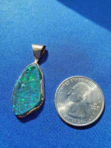 Earth mined 12.74 Carat Black Australian Opal Charm Deco Style 14k Gold Pendant