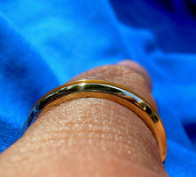 Load image into Gallery viewer, Tiffany &amp; co Wedding Band Designer 18k Gold Ring SIZE 8.5
