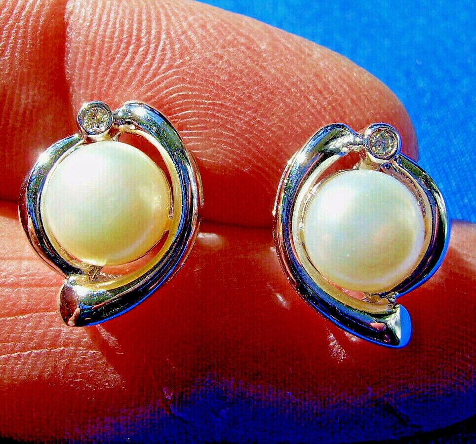 Elegant Pearl Diamond European Earrings Unique Design Deco Syle Button Studs