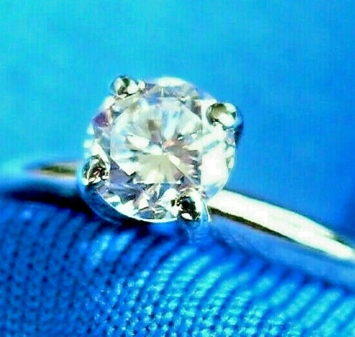 Earth mined Round Brilliant Diamond Solitaire Designer 14k Gold Engagement Ring